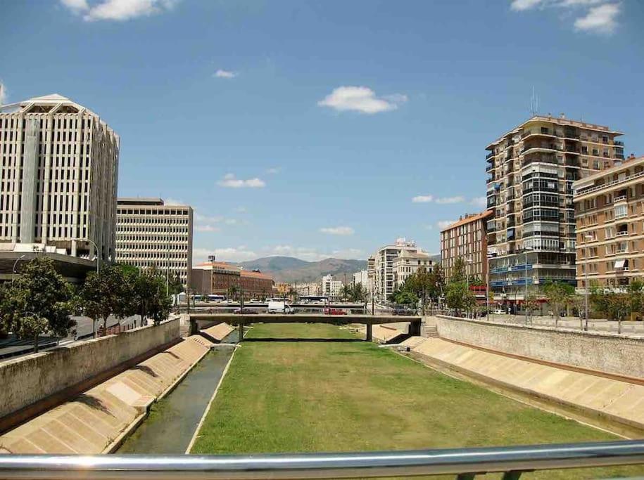 El Rincon De Apolo. Atico Con Aparcamiento Gratis. Apartment Malaga Luaran gambar
