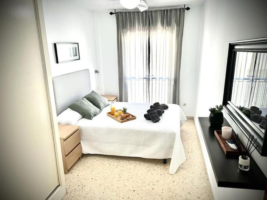 El Rincon De Apolo. Atico Con Aparcamiento Gratis. Apartment Malaga Luaran gambar