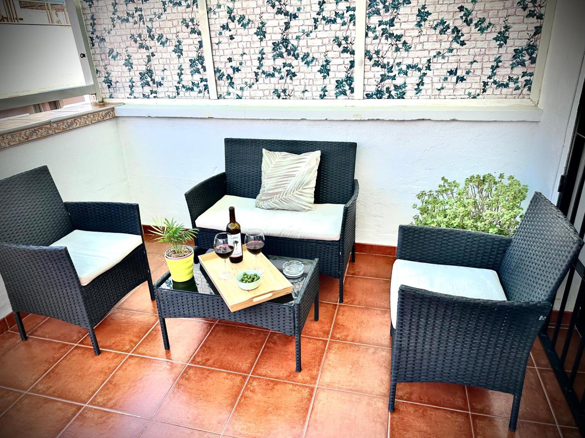 El Rincon De Apolo. Atico Con Aparcamiento Gratis. Apartment Malaga Luaran gambar