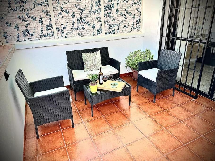 El Rincon De Apolo. Atico Con Aparcamiento Gratis. Apartment Malaga Luaran gambar